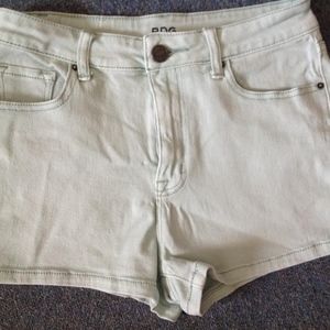 BDG High Rise Waist Erin Shorts NWOT 27